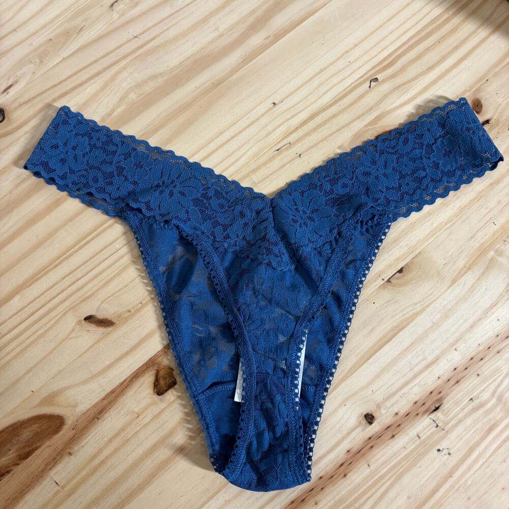 Hanky Panky One Size (4-14) Original Rise Thong Blue Nylon Blend Daily Lace - Picture 3 of 8